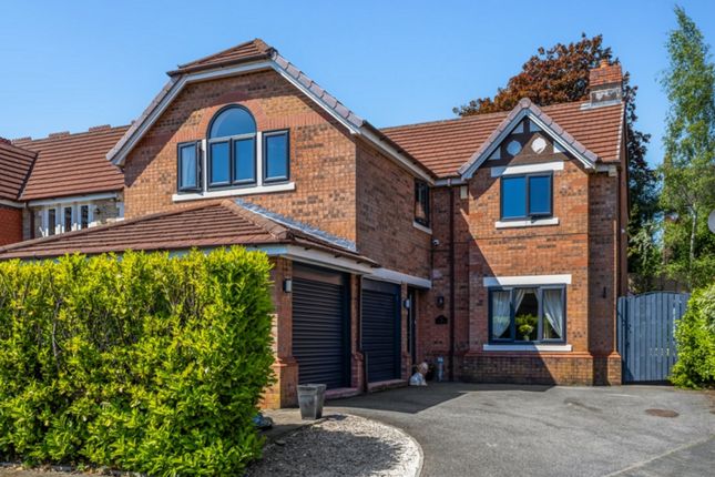 Nevern Close, Heaton, Bolton, BL1 5 bed detached house for sale