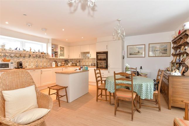 2 bed semi-detached house