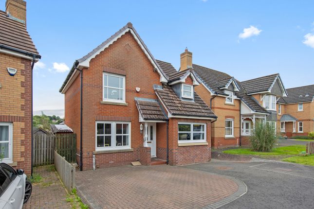 4 bed detached house