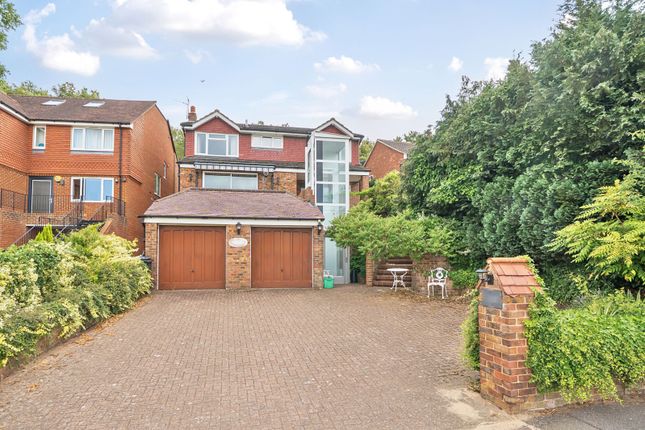 4 bed detached house