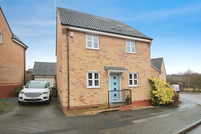 3 bed detached house