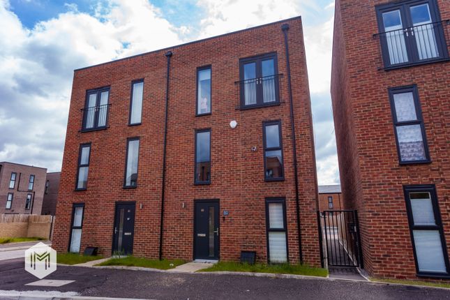 Shergar Way, Salford, Greater... 4 bed semi