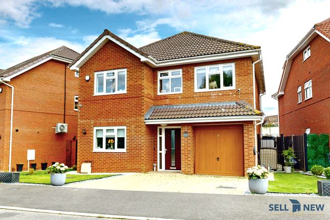 5 bed detached house