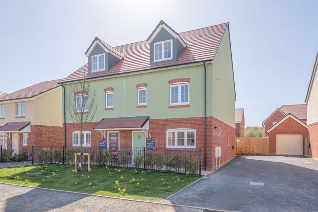 4 bedroom semi-detached house for sale