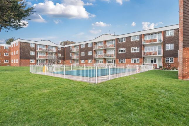 Mark Anthony Court, Hampshire PO11 2 bed flat for sale
