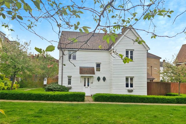 Crocus Street, Wymondham, Norfolk, NR18 4 bed detached house for sale