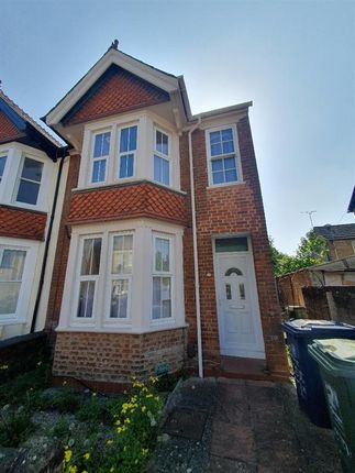 6 bed semi-detached house