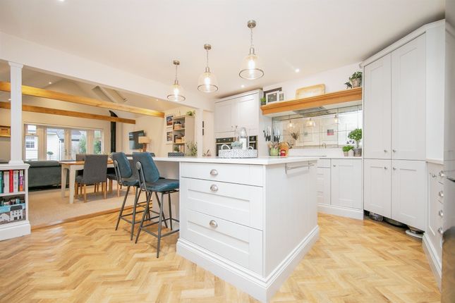 2 bedroom semi-detached bungalow for sale