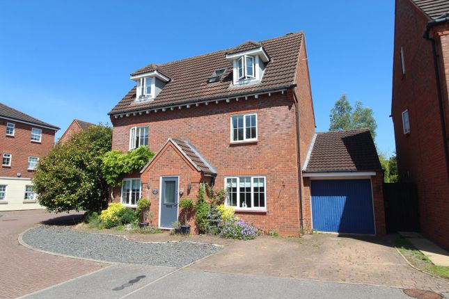 Lockside Close, Leicester LE2 5 bed detached house for sale