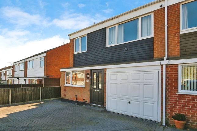 3 bedroom semi-detached house for sale