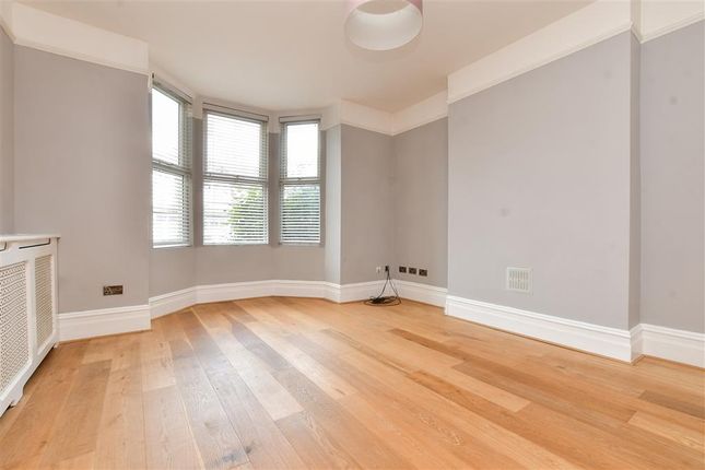 Whytecliffe Road North, Purley, Surrey 2 bed ground floor flat for sale