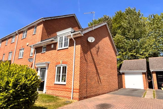 3 bed detached house