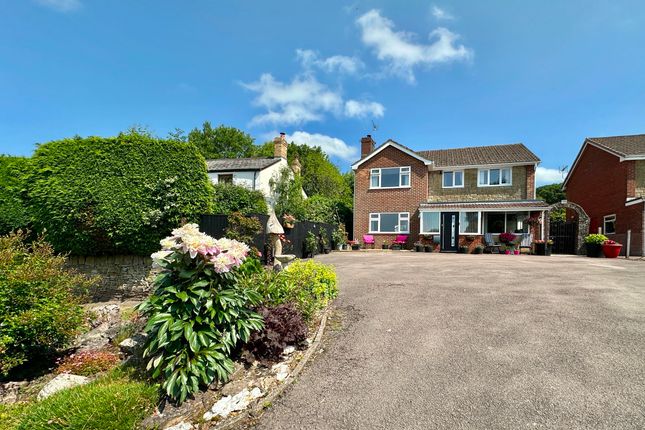 3 bed detached house
