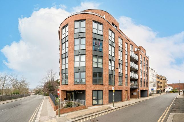 Nether Street, London N3 1 bed flat for sale