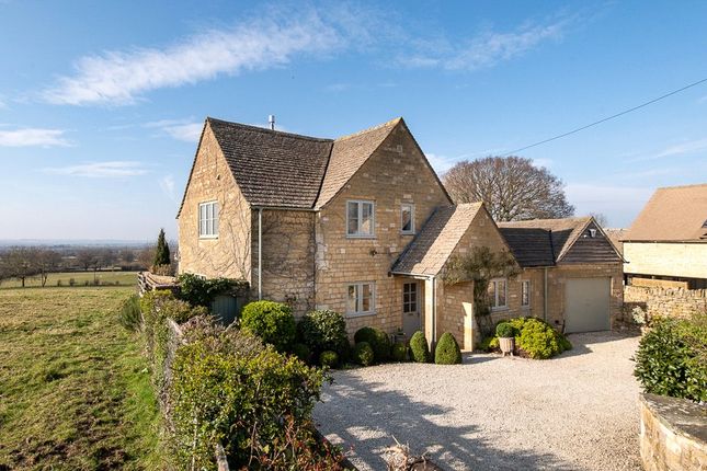 Saintbury, Broadway, Worcestershire... 3 bed detached house for sale