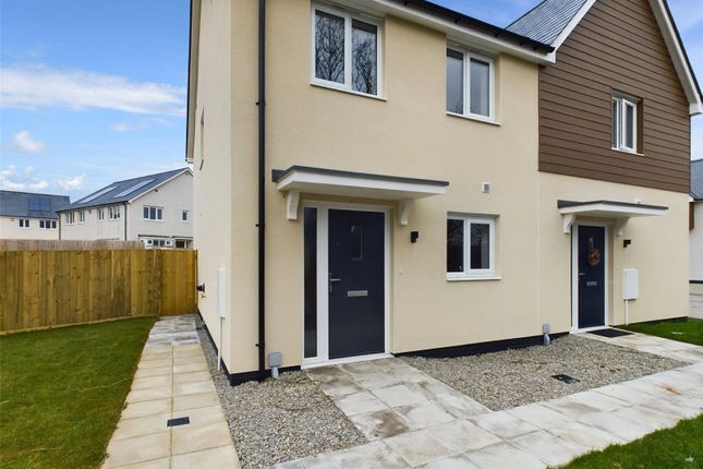 2 bedroom semi-detached house for sale