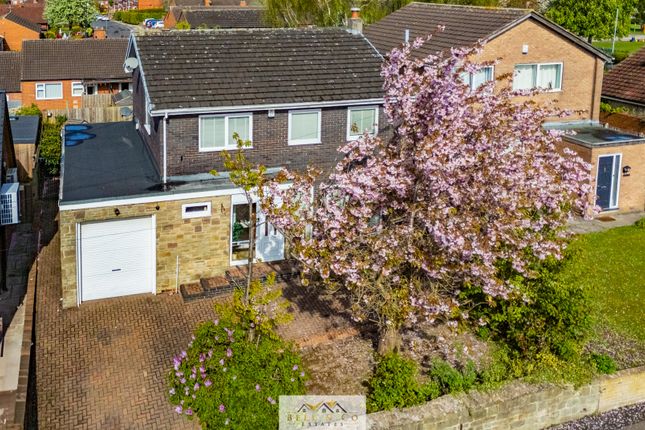 Mason Avenue, Sheffield S26 3 bed detached house for sale
