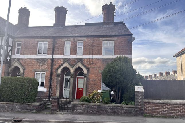 3 bed end terrace house