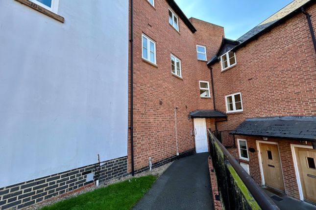 2 bed flat