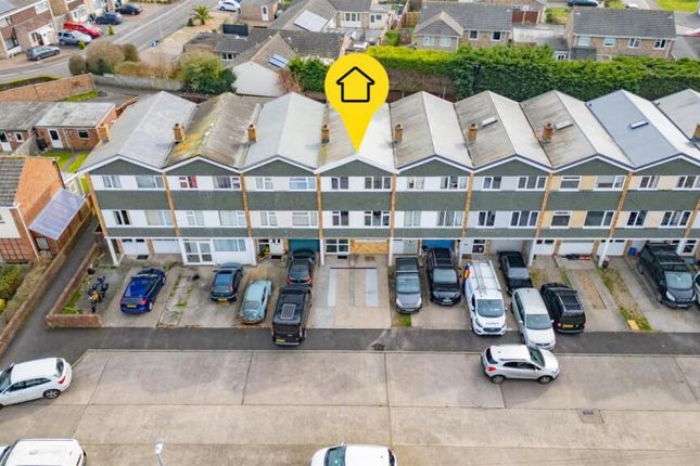 Somerton Close, Bridgwater, TA6 4 bed terraced house for sale