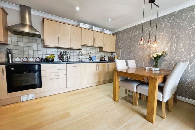 2 bed flat