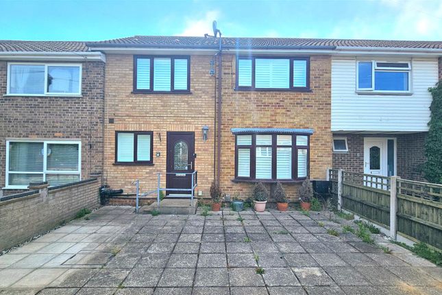 Laurel Drive, Bradwell 3 bed terraced house for sale
