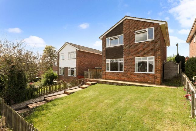 4 bed detached house