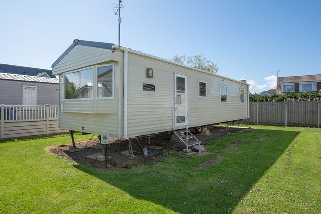 Cove Bay, Seaview Holiday Park. 3 bed park home for sale