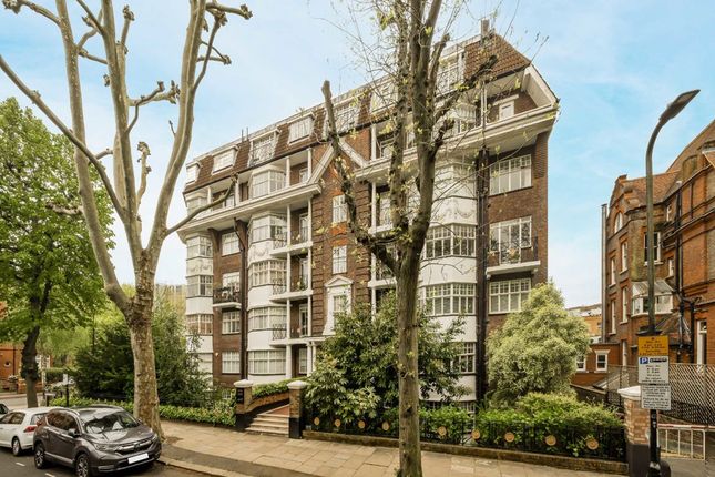 Eton Avenue, London NW3 3 bed flat for sale