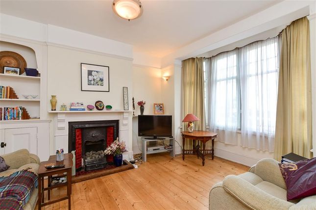 4 bed terraced house