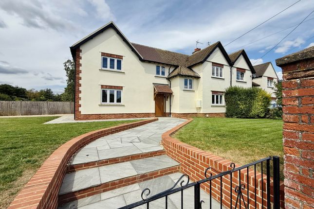 High Street, Stanford In The Vale 4 bed semi