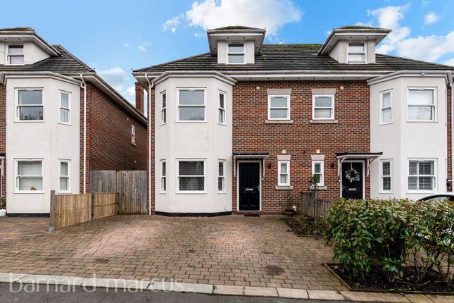4 bedroom semi-detached house for sale