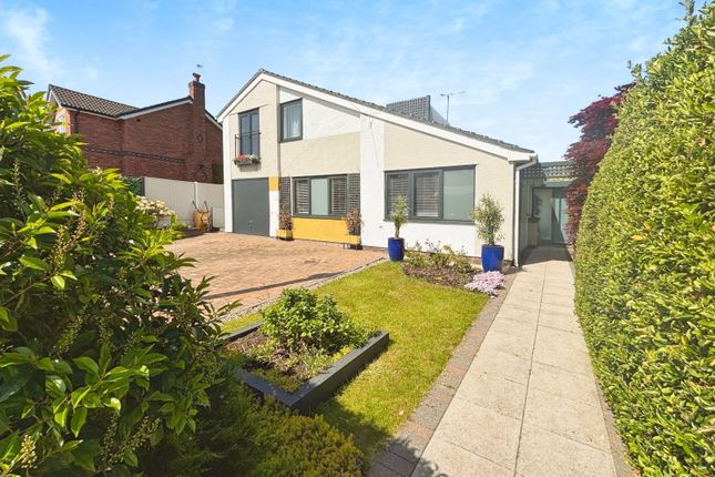 4 bed detached house