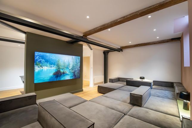 3 bedroom apartment for sale