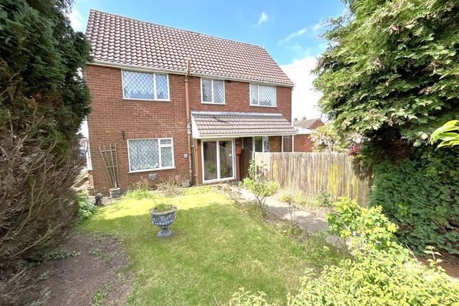 4 bedroom semi-detached house for sale