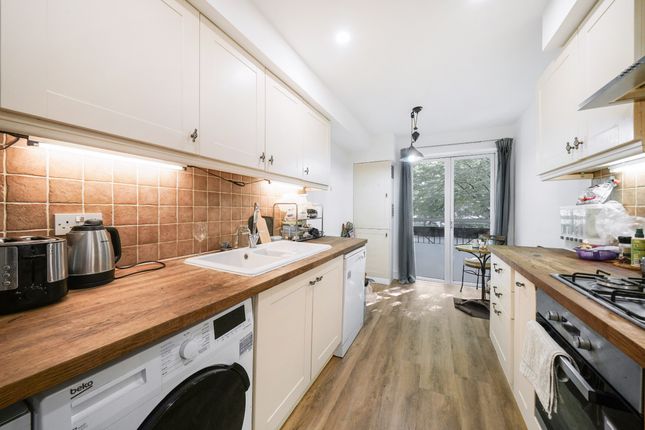 Bayswater W2 2 bed apartment for sale
