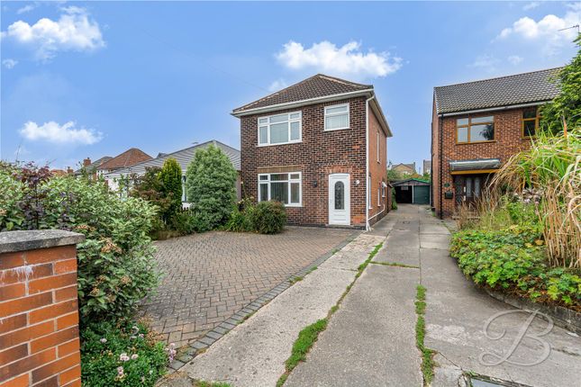 2 bed detached house