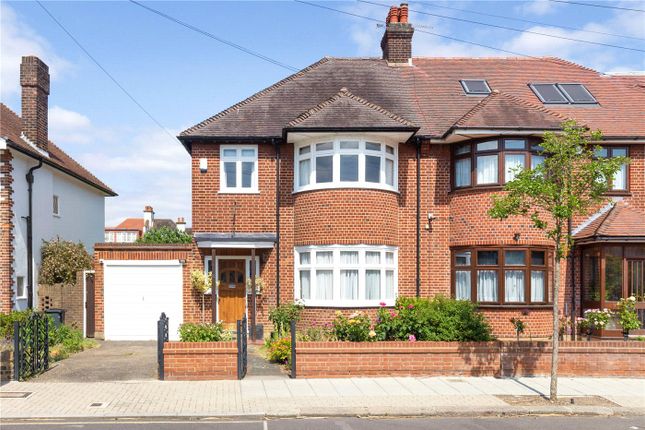 3 bedroom semi-detached house for sale
