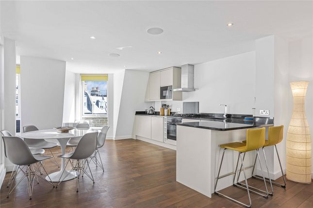 Goswell Road, London, EC1V 2 bed penthouse for sale