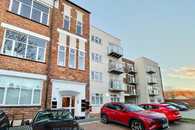 Breton House, 106A Old Bedford Road... 2 bed apartment for sale