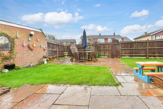 Bathurst Road, Staplehurst... 4 bed semi