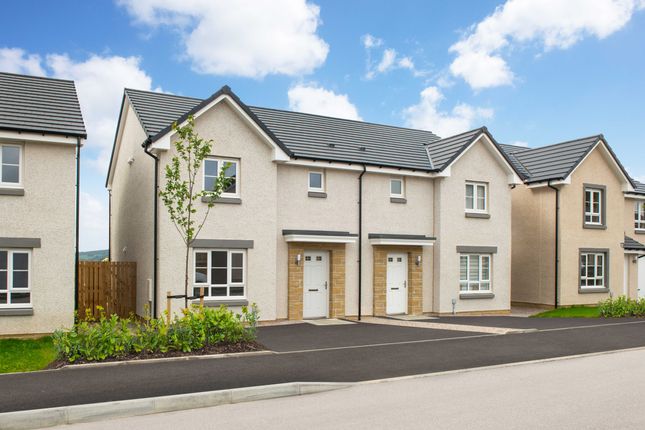 3 bed semi-detached house