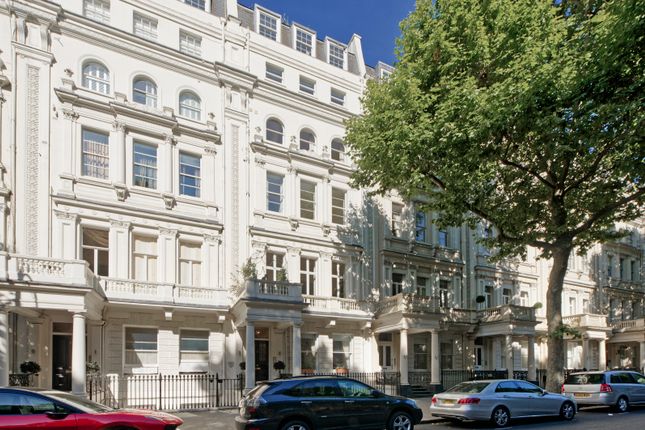 Queen's Gate, London, SW7 1 bed duplex for sale