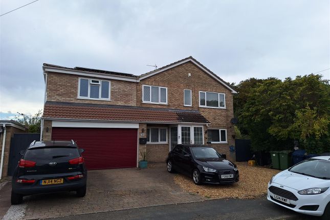 6 bedroom detached house for sale