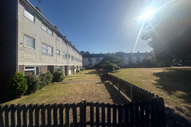3 bedroom maisonette for sale