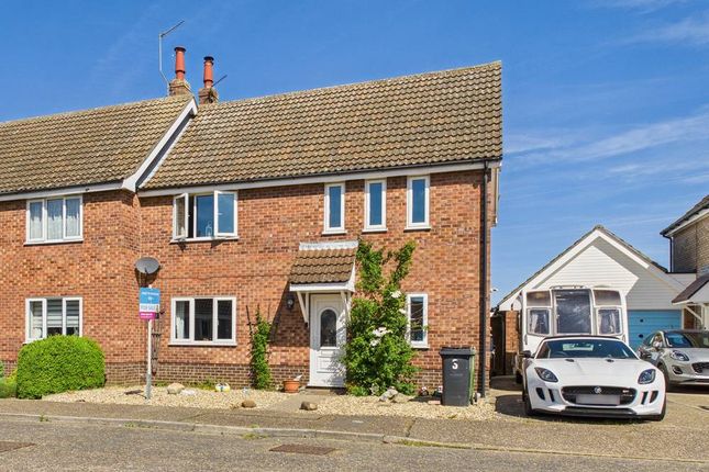 Hamilton Close, Thetford IP25 3 bed semi
