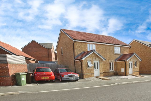 2 bedroom semi-detached house for sale