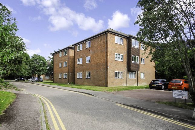 St Johns Well Court, Berkhamsted 2 bed apartment for sale