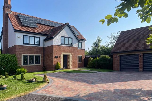 4 bed detached house