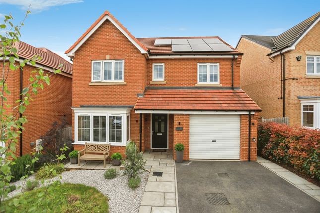 4 bed detached house